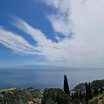 Alba *